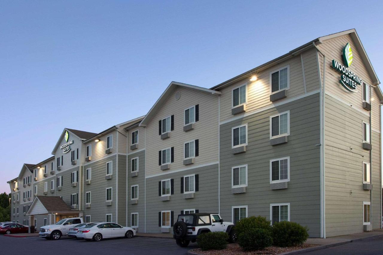 Woodspring Ft. Campbell 2* Clarksville